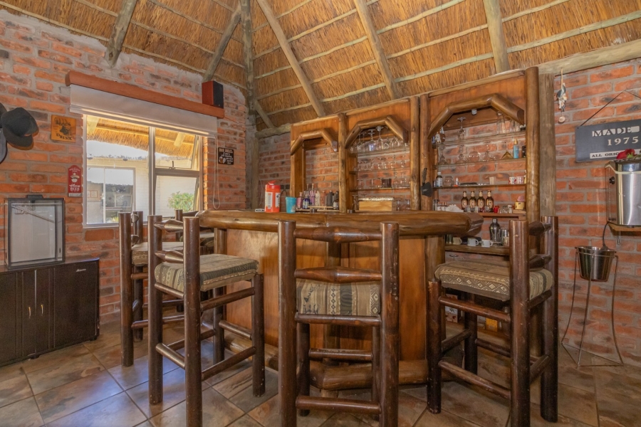 6 Bedroom Property for Sale in Panorama Free State